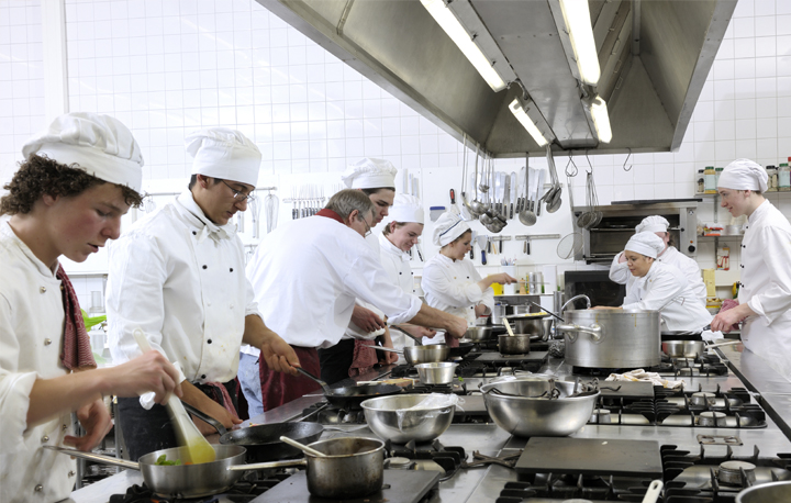 best hotels in sakleshpur